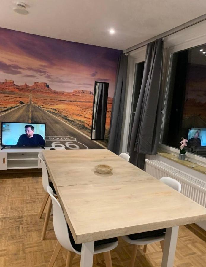 Mainpark Apartment 4 Schlafzimmer Bis Zu 10 Personen Direkt Ueber Aschaffapartment Bei Aschaffenburg Mainaschaff Dış mekan fotoğraf