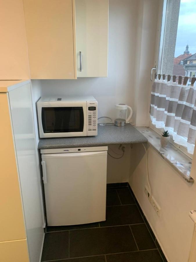 Mainpark Apartment 4 Schlafzimmer Bis Zu 10 Personen Direkt Ueber Aschaffapartment Bei Aschaffenburg Mainaschaff Dış mekan fotoğraf