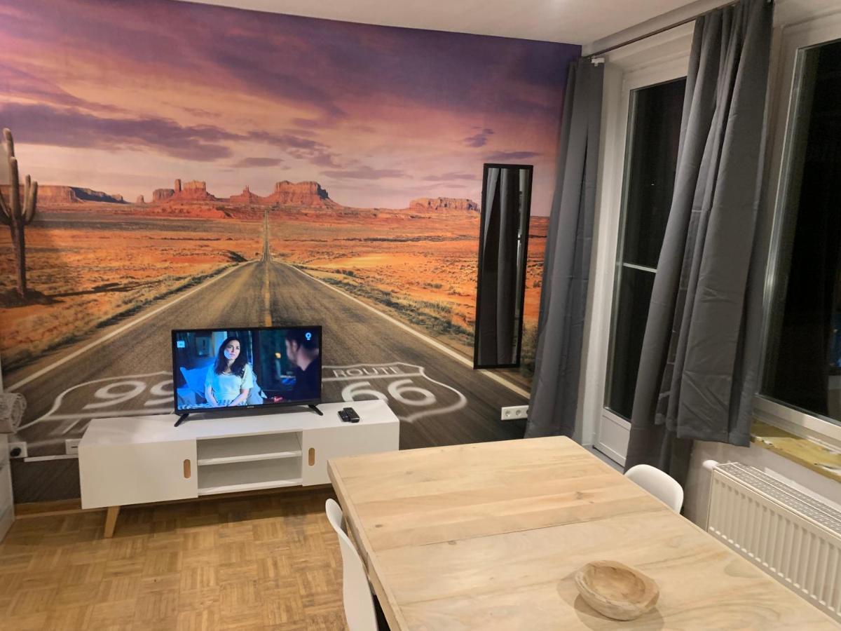 Mainpark Apartment 4 Schlafzimmer Bis Zu 10 Personen Direkt Ueber Aschaffapartment Bei Aschaffenburg Mainaschaff Dış mekan fotoğraf