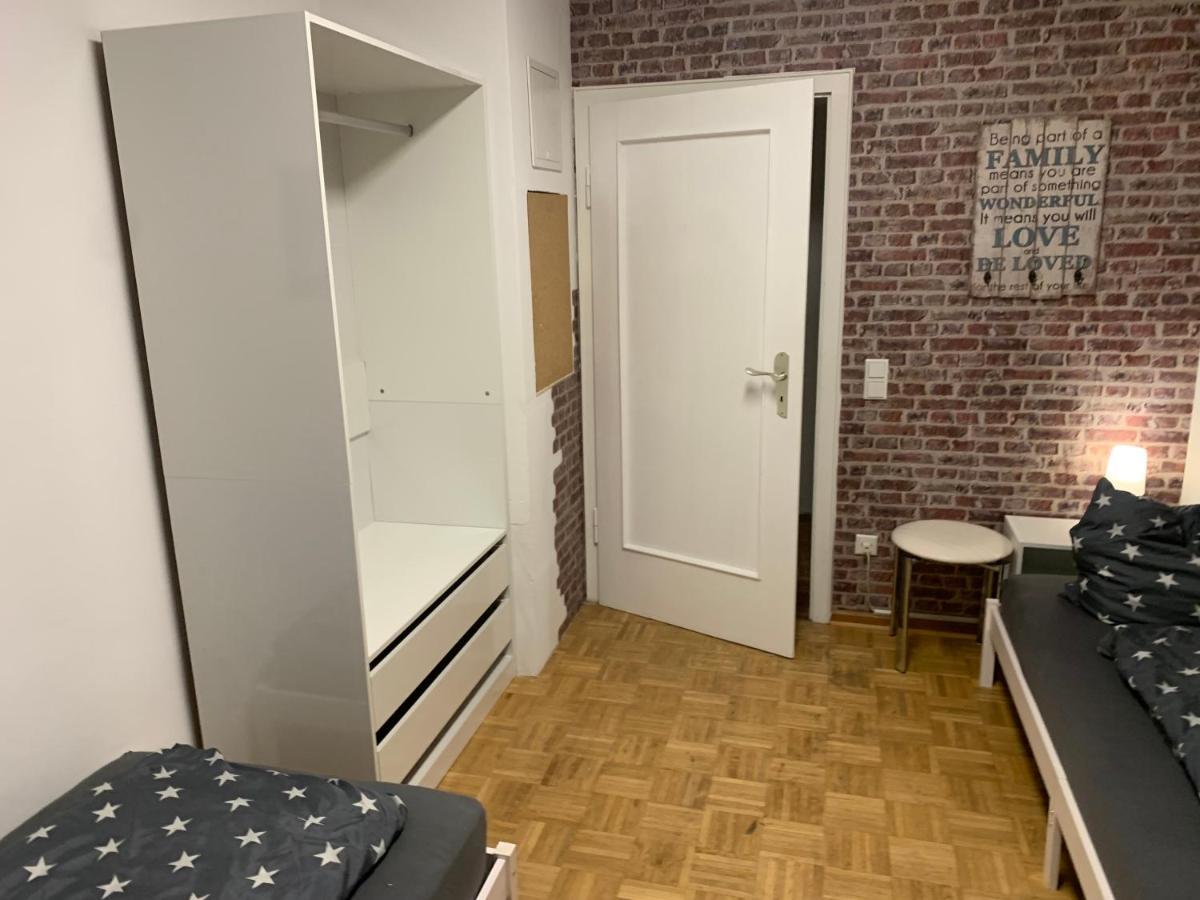 Mainpark Apartment 4 Schlafzimmer Bis Zu 10 Personen Direkt Ueber Aschaffapartment Bei Aschaffenburg Mainaschaff Dış mekan fotoğraf