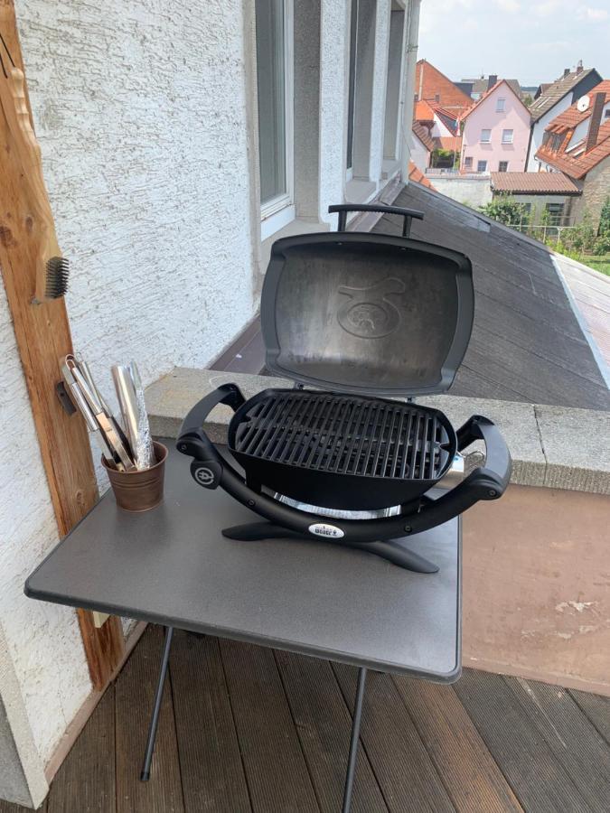 Mainpark Apartment 4 Schlafzimmer Bis Zu 10 Personen Direkt Ueber Aschaffapartment Bei Aschaffenburg Mainaschaff Dış mekan fotoğraf